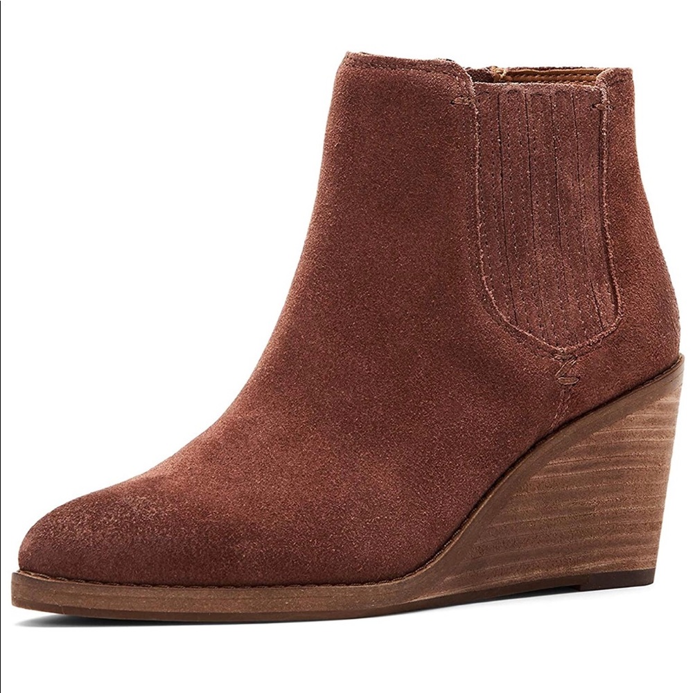 NWT FRYE Kaye Chelsea Boot